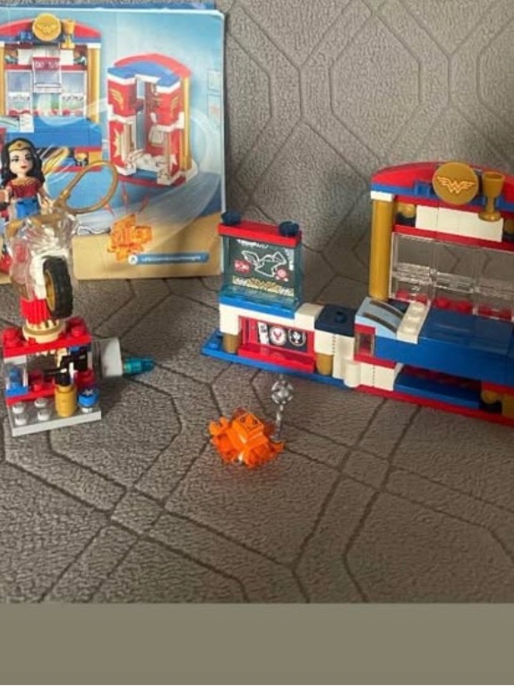 Lego dc super hero wonder women dorm
